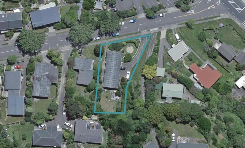 5A Sunrise Blvd, Tawa, Wellington - Carousel 1