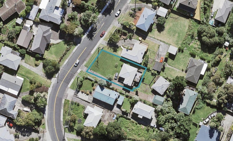 13 Kelwyn Road, Kelston, Auckland - Carousel 1