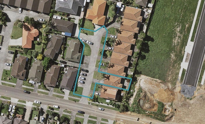 64 Ksenia Drive, Flat Bush, Auckland - Carousel 1