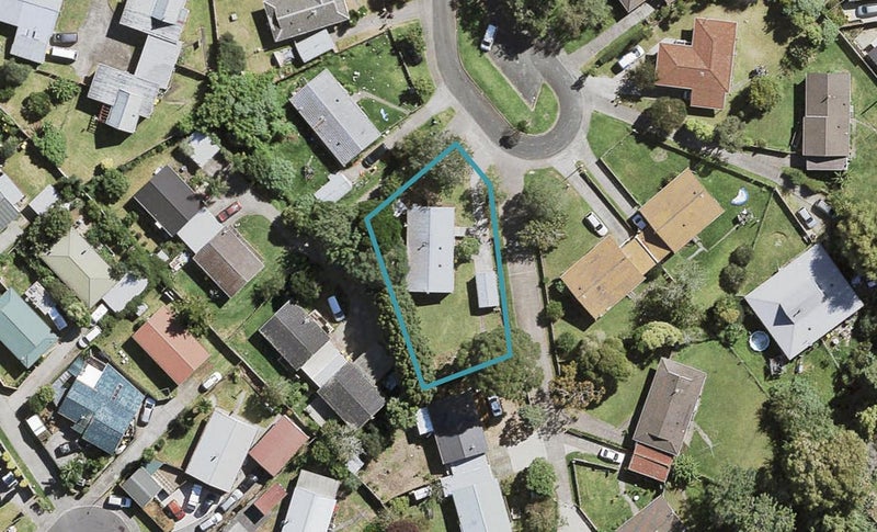 27 Afton Place, Ranui, Auckland - Carousel 1