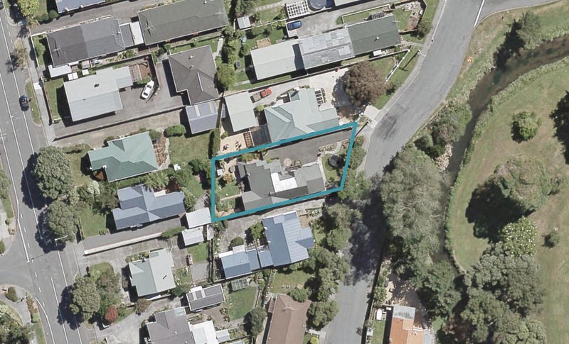 28 Hinemoa Street, Waiwhetu, Lower Hutt - Carousel 1