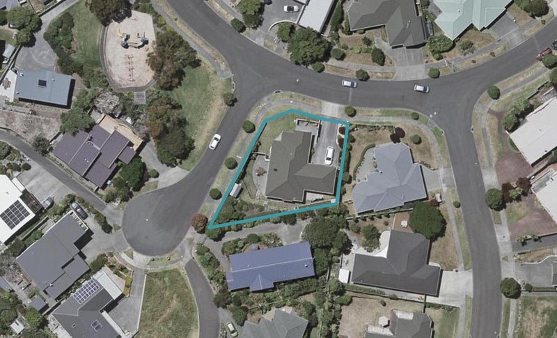 50 Lorna Irene Drive, Raumati South, Paraparaumu - Carousel 1