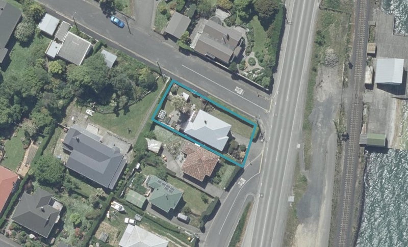 18 St Leonards Drive, Saint Leonards, Dunedin - Carousel 1