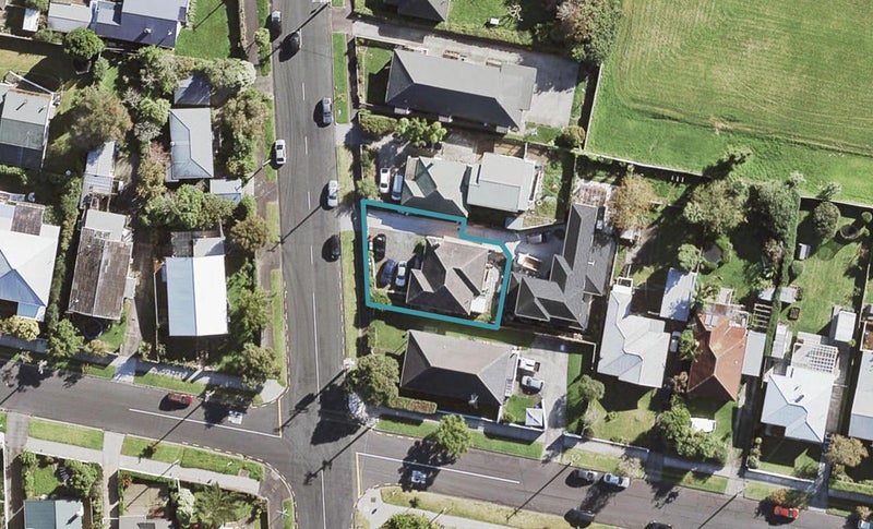68 Bollard Avenue, New Windsor, Auckland - Carousel 1