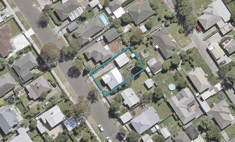 8 Sandford Street, Trentham, Upper Hutt - Carousel 1