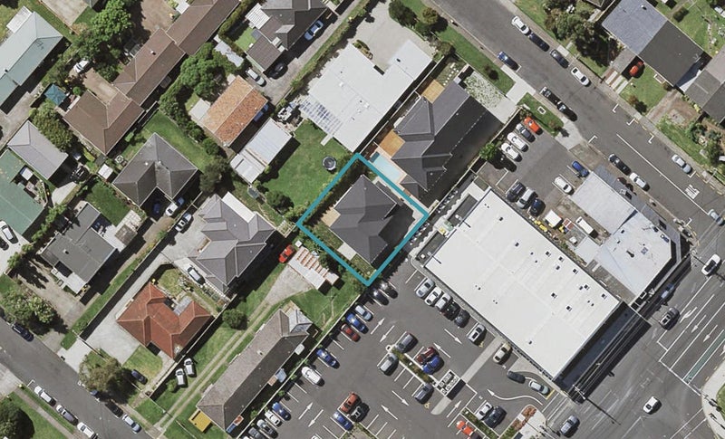 2A BROOK ST, Milford, Auckland - Carousel 1