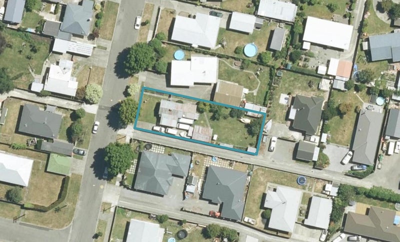 17 Holdaway Street, Riversdale, Blenheim - Carousel 1