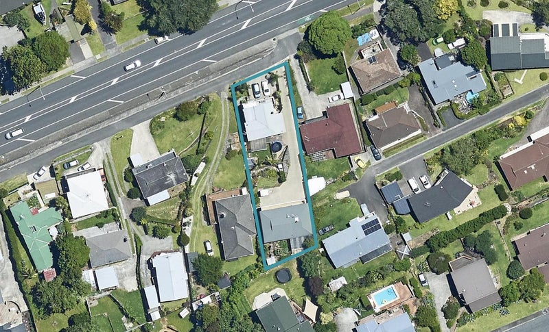 1/326 Waihi Road, Judea, Tauranga - Carousel 1