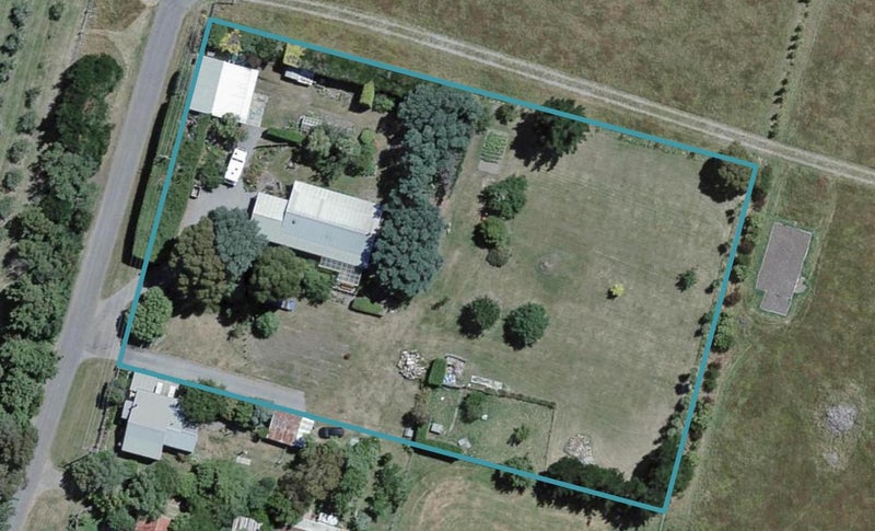 194 Boundary Road, Featherston - Carousel 1