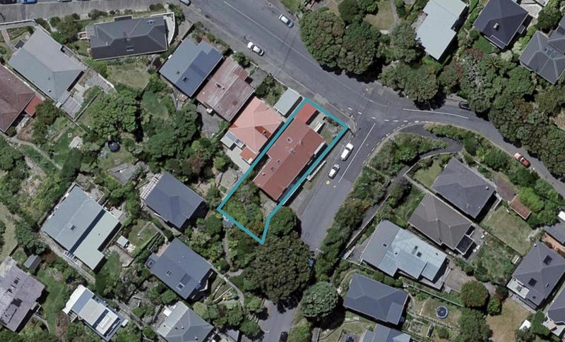 1 Waipapa Road, Hataitai, Wellington - Carousel 1