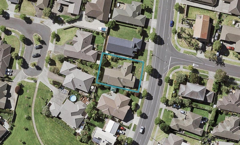 219 Kilkenny Drive, East Tamaki Heights, Auckland - Carousel 1