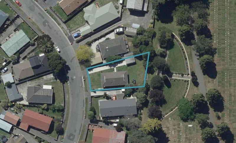 36 Kawau Crescent, Bromley, Christchurch - Carousel 1