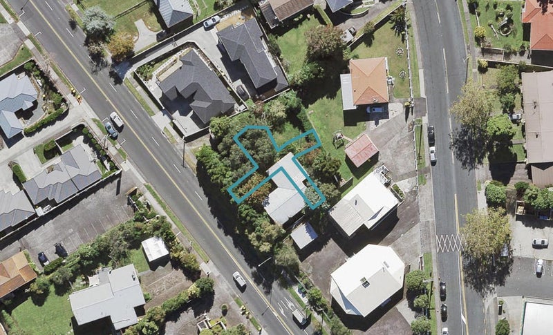 4/233 Great North Road, Henderson, Auckland - Carousel 1