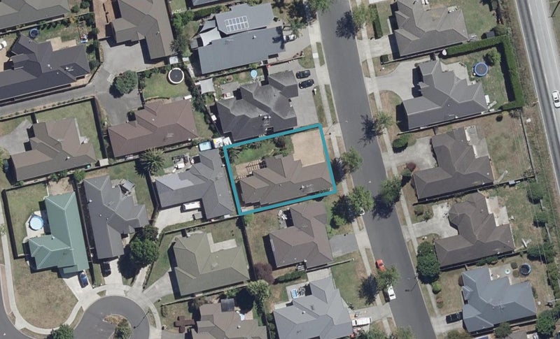 30 Wiltshire Drive, Huntington, Hamilton - Carousel 1