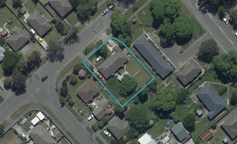 129 Aorangi Road, Bryndwr, Christchurch - Carousel 1