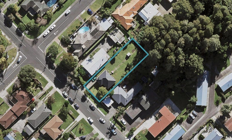 27 Hillcrest Avenue, Hillcrest, Auckland - Carousel 1