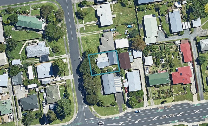 3 Warwick Place, Brookfield, Tauranga - Carousel 1