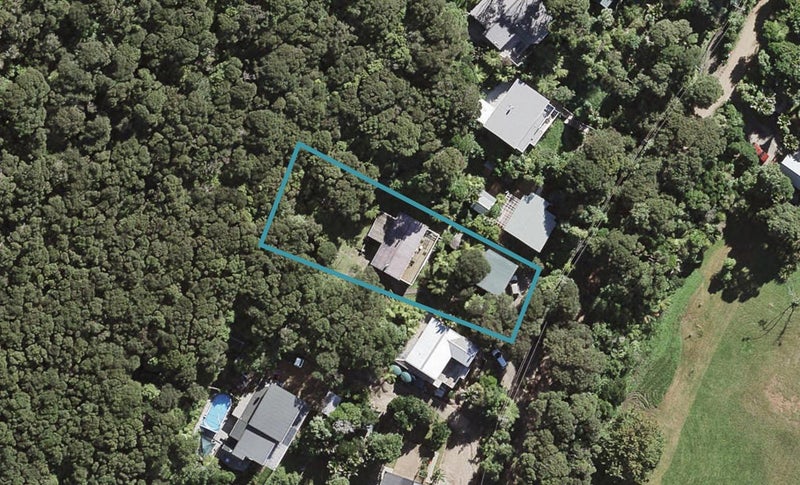 22 Wairua Road, Omiha, Waiheke Island - Carousel 1