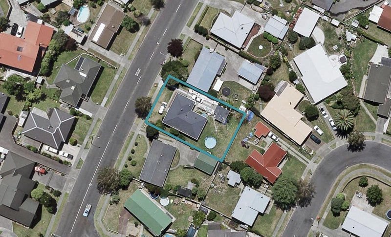 87 York Avenue, Tamatea, Napier - Carousel 1