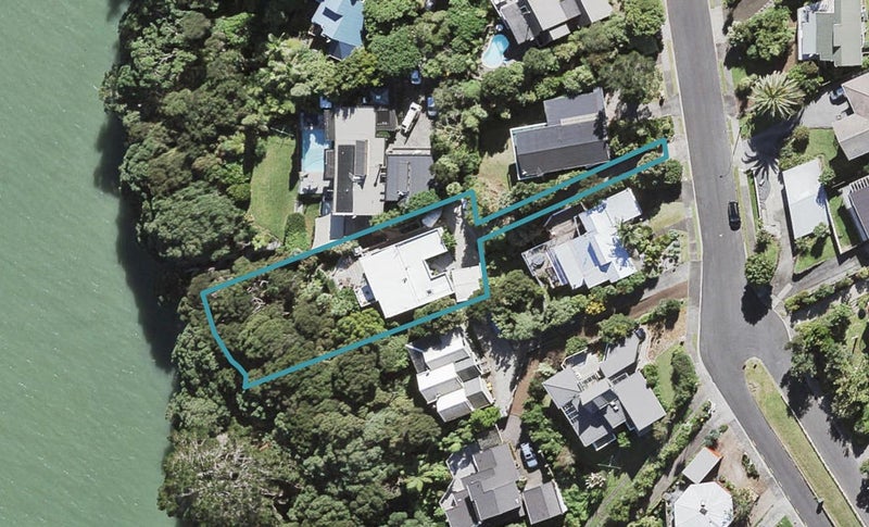 40 Brigantine Drive, Beach Haven, Auckland - Carousel 1