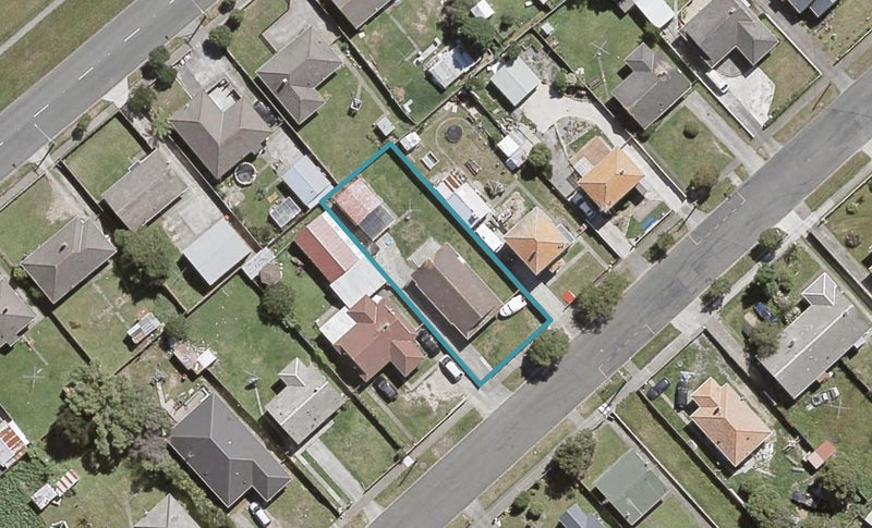 121 Reynolds Street, Taita, Lower Hutt - Carousel 1