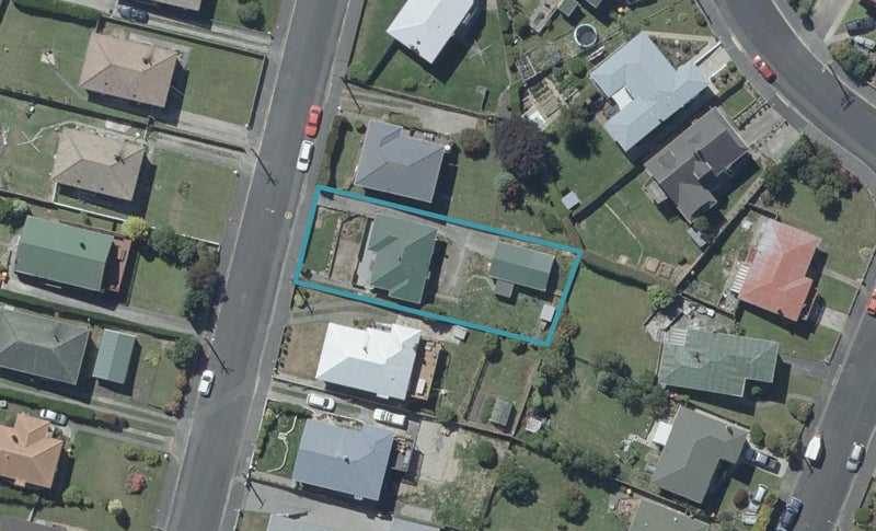 15 Travis Street, Brockville, Dunedin - Carousel 1