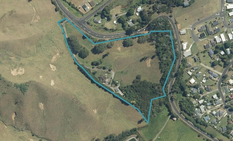 1711 Waihi Whangamata Road, Whangamata - Carousel 1