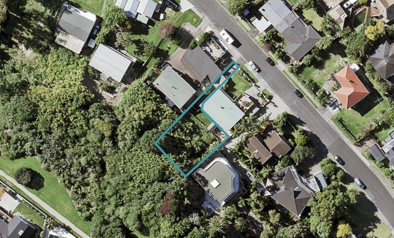 13A Rogers Avenue, Eastern Beach, Auckland - Carousel 1