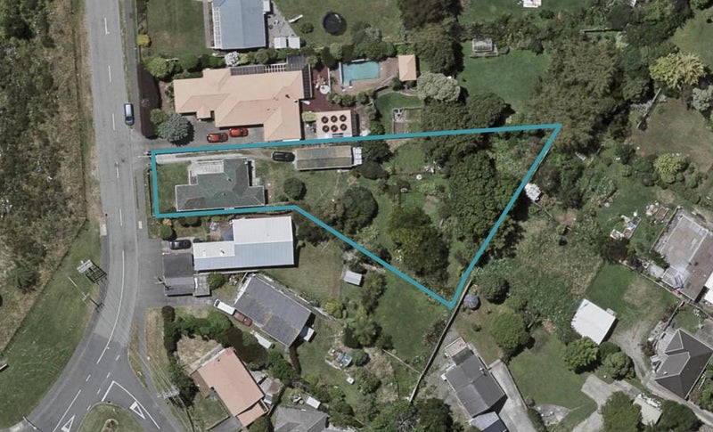 10 Rata Road, Raumati Beach, Paraparaumu - Carousel 1