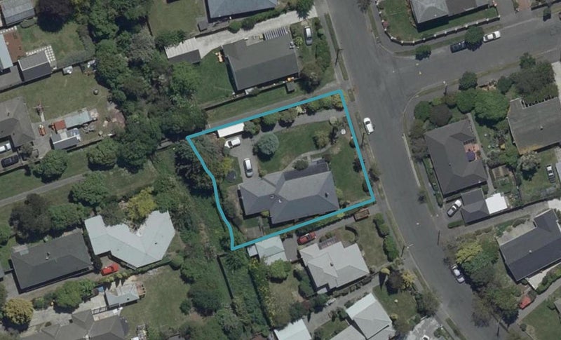 17 Sevenoaks Drive, Bryndwr, Christchurch - Carousel 1