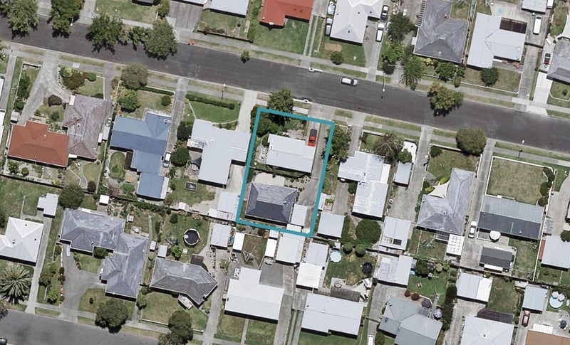 25A Lyttelton Crescent, Tamatea, Napier - Carousel 1