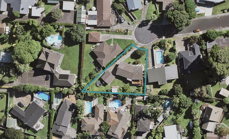 6 Bushlands Place, Opaheke, Papakura - Carousel 1