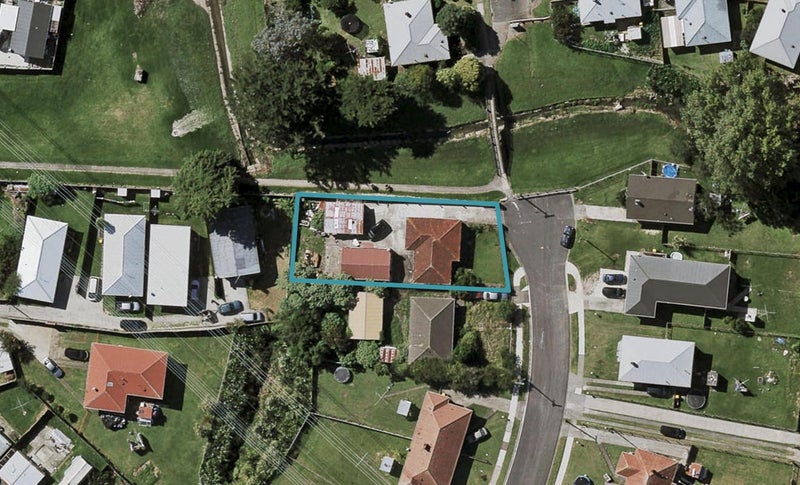 10 Guthrey Place, Otara, Auckland - Carousel 1
