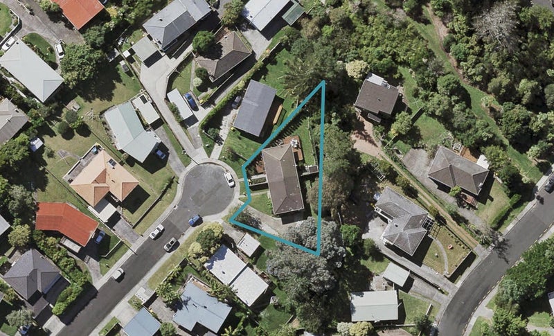 1/13 Jonathan Place, Sunnynook, Auckland - Carousel 1
