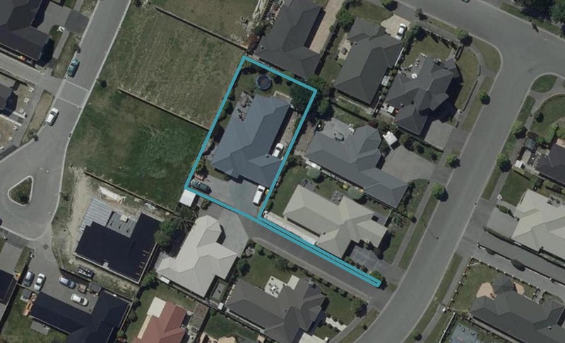 17 Cassinia Gardens, Aidanfield, Christchurch - Carousel 1