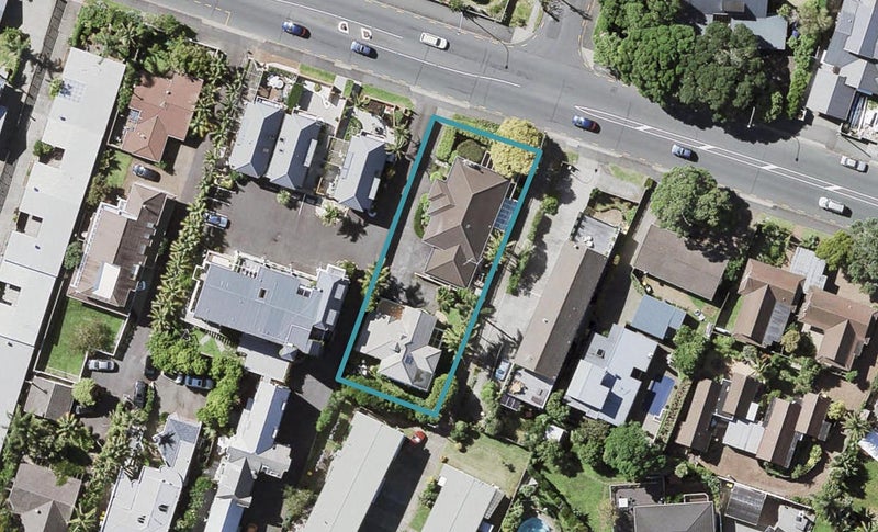 2/36 Kitchener Road, Milford, Auckland - Carousel 1