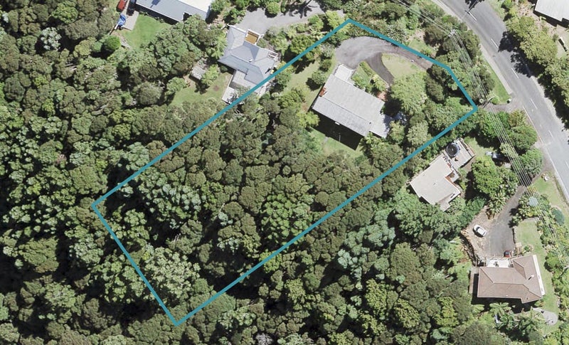 173 Parker Road, Oratia, Auckland - Carousel 1