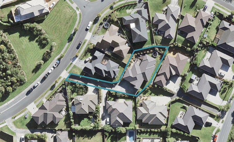 14 Travis View Drive, Fairview Heights, Auckland - Carousel 1