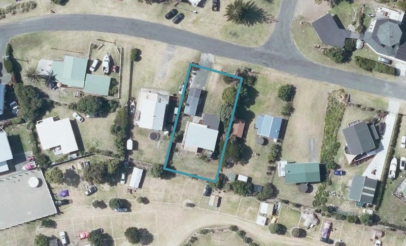 10 Kahawai Street, Mahia, Māhia - Carousel 1
