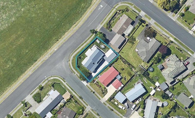 2 Kahurangi Drive, Lynmore, Rotorua - Carousel 1