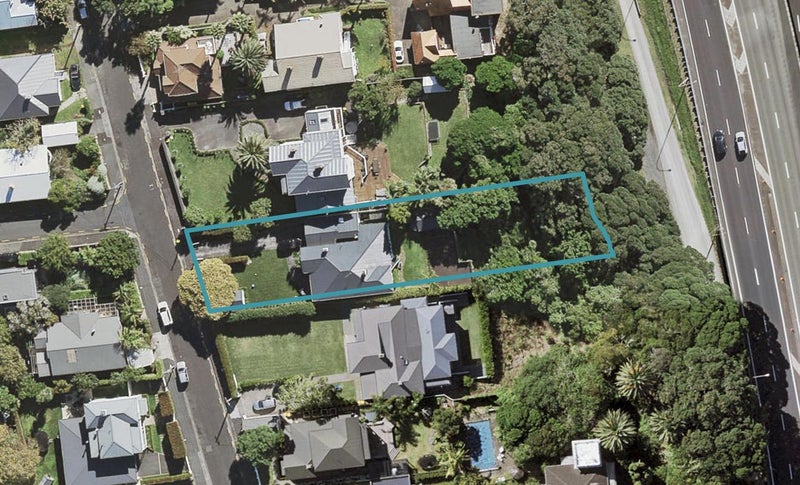 59 Princes Street, Northcote Point, Auckland - Carousel 1