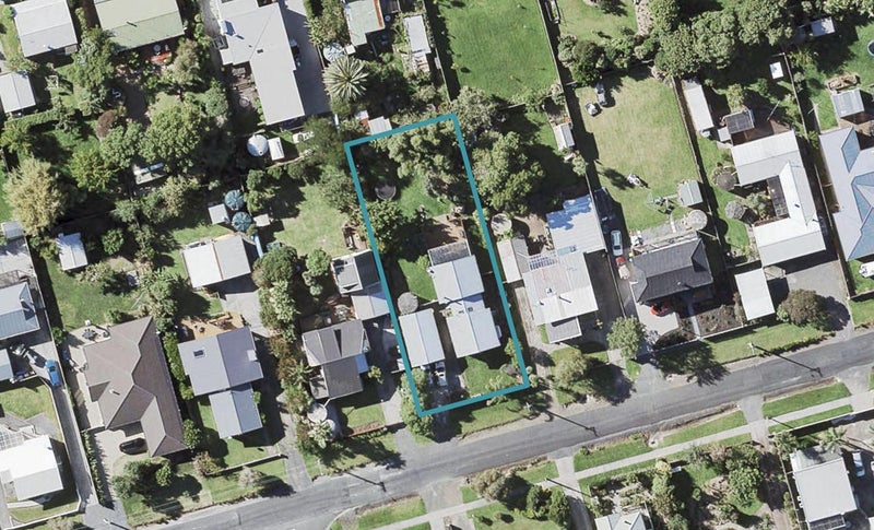 84 Third View Avenue, Beachlands, Auckland - Carousel 1