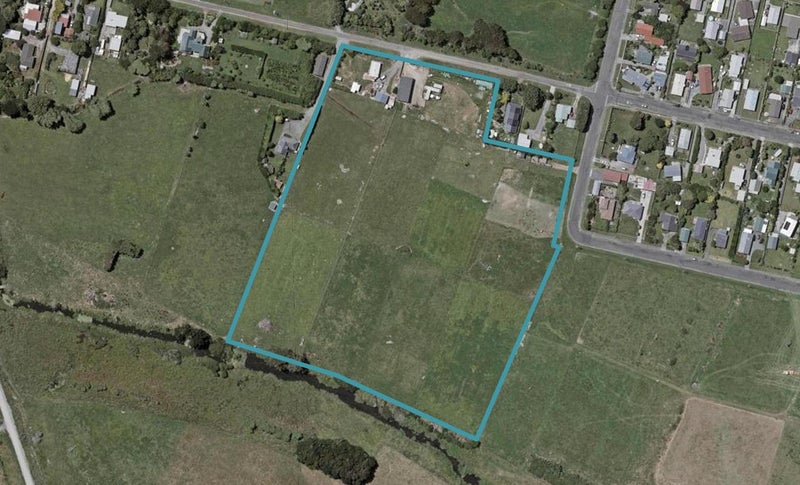 39 Atkinson Avenue, Otaki Beach, Otaki - Carousel 1