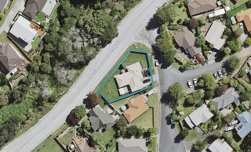 1 Jacinta Grove, Swanson, Auckland - Carousel 1