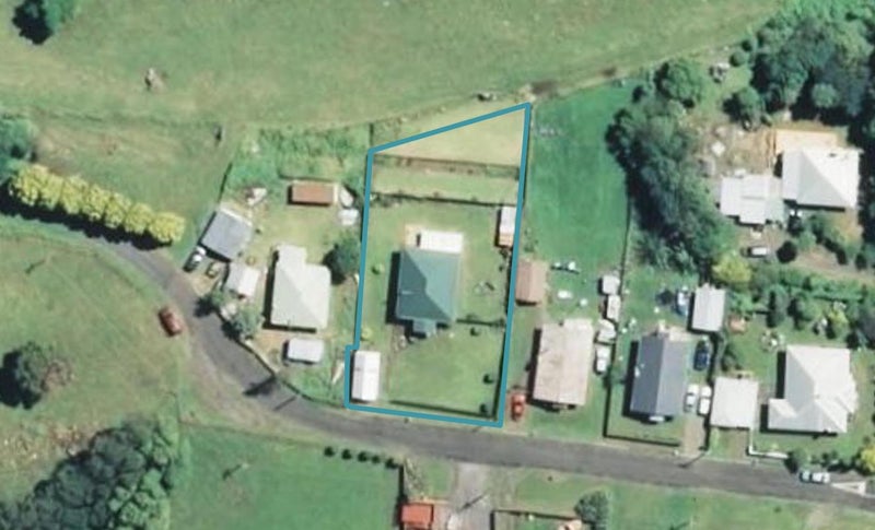 8 Julian Road, New Plymouth - Carousel 1