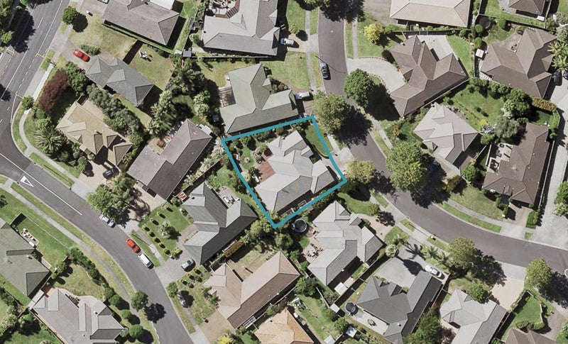 9 Kilsyth Way, East Tamaki Heights, Auckland - Carousel 1