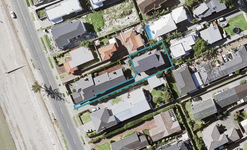 11A The Parade, Bucklands Beach, Auckland - Carousel 1