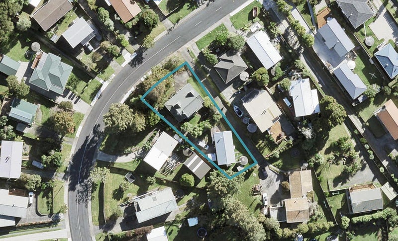 44B Brian Crescent, Stanmore Bay, Whangaparaoa - Carousel 1