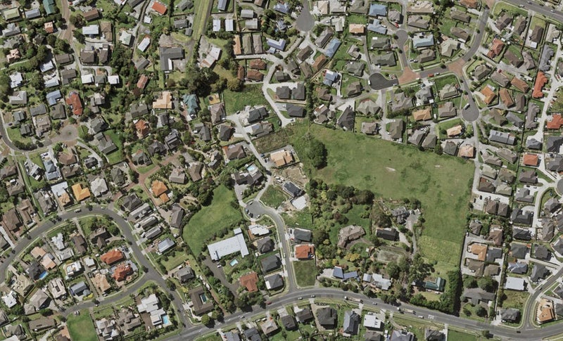 15 Bartells Drive, Goodwood Heights, Auckland - Carousel 1