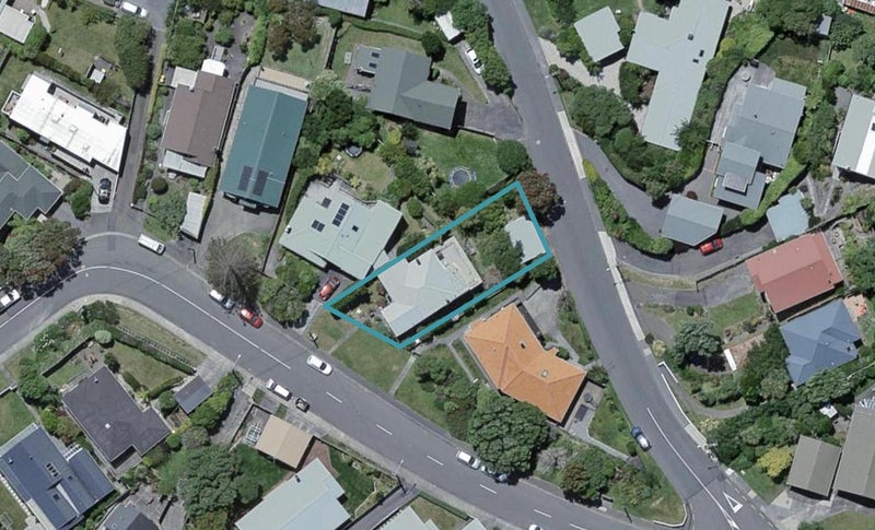 4 Perth Street, Ngaio, Wellington - Carousel 1